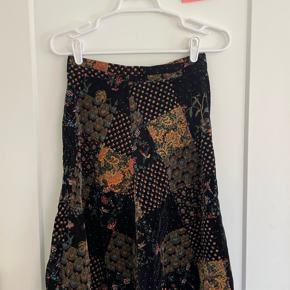 Velvet Floral Patchwork Midi Skirt - Multicolor